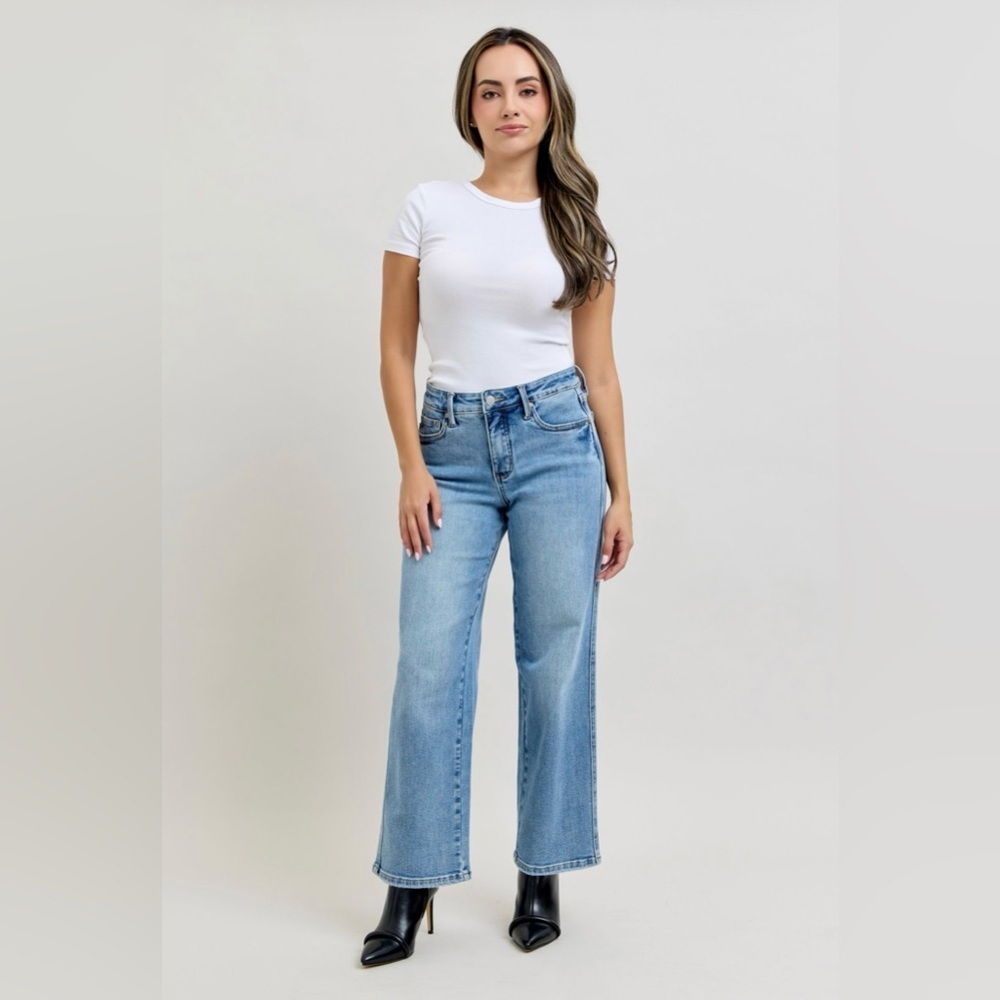 MAKE OFFER Judy Blue Petite Mid-Rise Straight Leg Women's Jeans